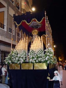 09.- Martes Santo. Virgen del Rosario